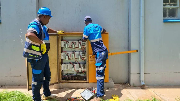 3-day power outage sparks fury in Glenwood and Morningside as residents question eThekwini infrastructure