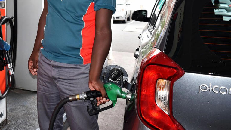 R6 diesel hike now on the cards: Latest fuel price prediction for April